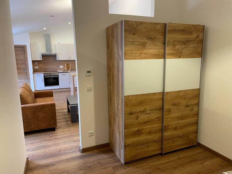 Apartment In Zentraler Lage Mit Privatparkplatz Grafenwohr Eksteriør billede